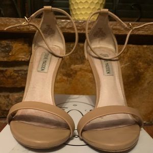 STEVE MADDEN STECEY SANDAL HEEL 👠